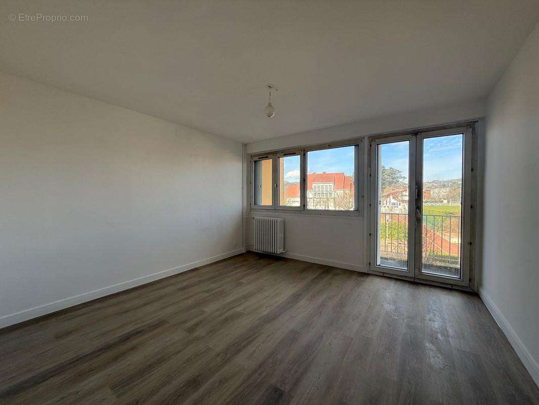 Appartement à LA TALAUDIERE