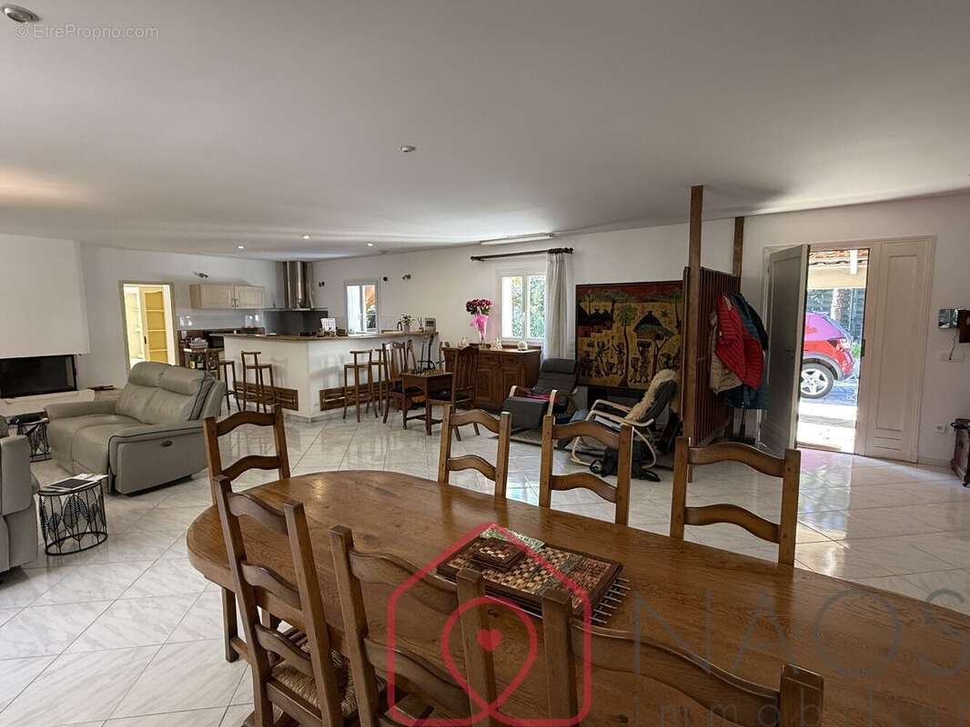 Maison à FREJUS
