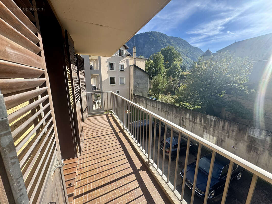 Appartement à SAINT-JEAN-DE-MAURIENNE