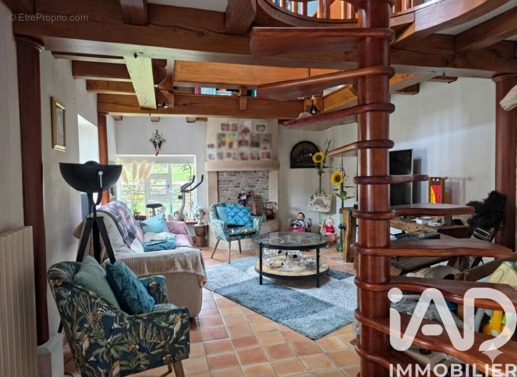 Photo 2 - Maison à CHATEAUBERNARD