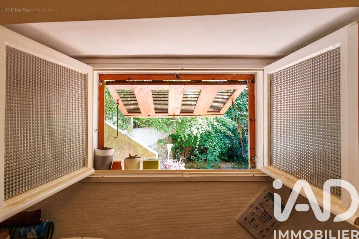 Photo 1 - Appartement à LA CADIERE-D'AZUR