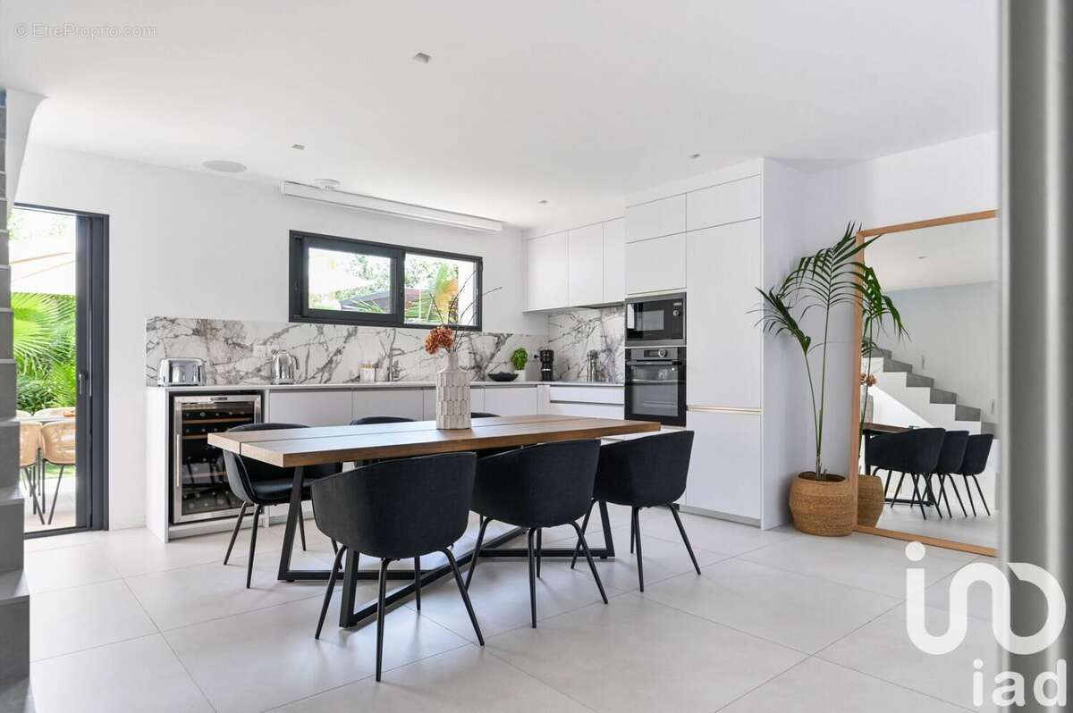 Photo 5 - Maison à PEYPIN