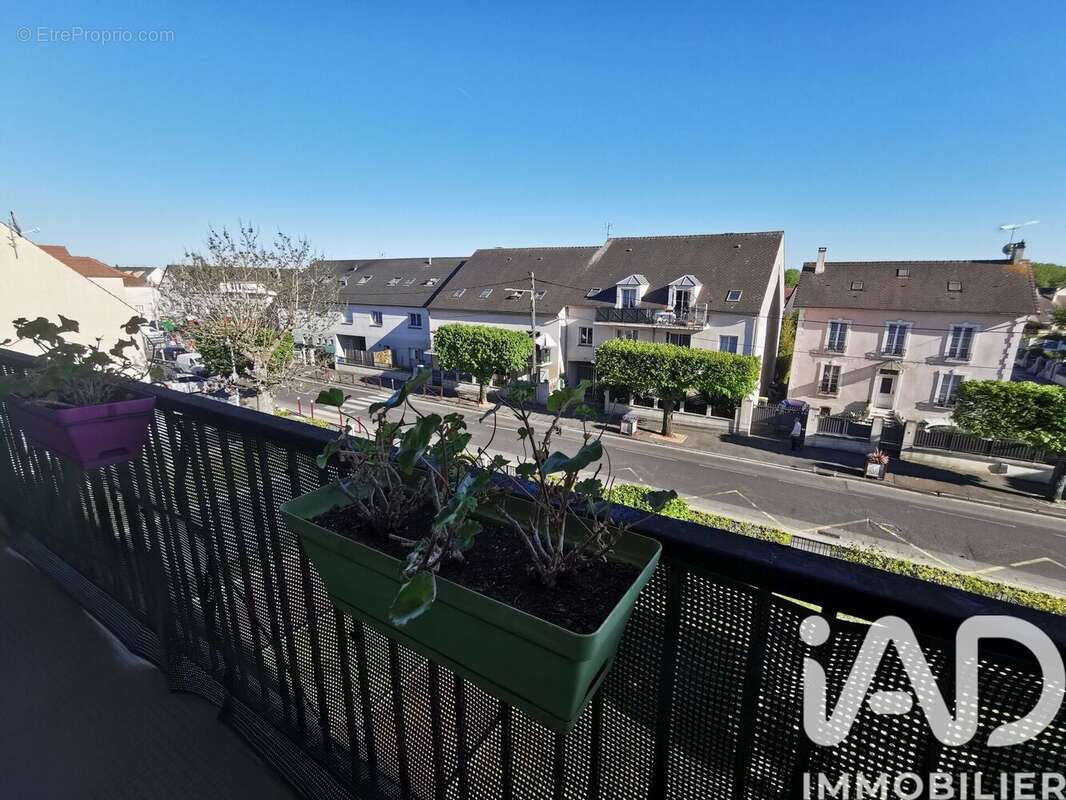 Photo 9 - Appartement à GRETZ-ARMAINVILLIERS