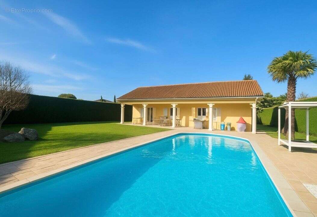 Maison à MIONS