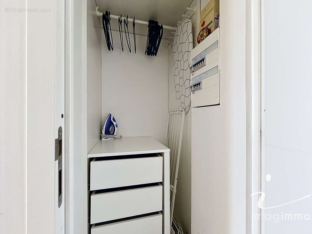 Appartement à MAUGUIO