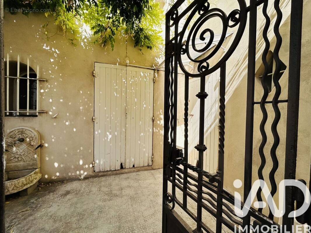 Photo 1 - Appartement à MORIERES-LES-AVIGNON