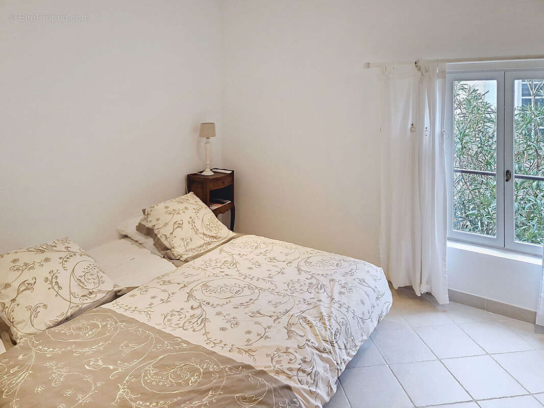 Maison à VILLENEUVE-LES-AVIGNON