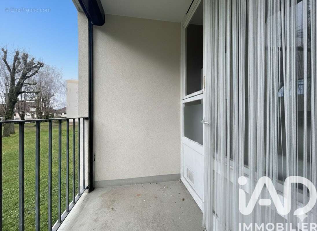 Photo 9 - Appartement à LES CLAYES-SOUS-BOIS