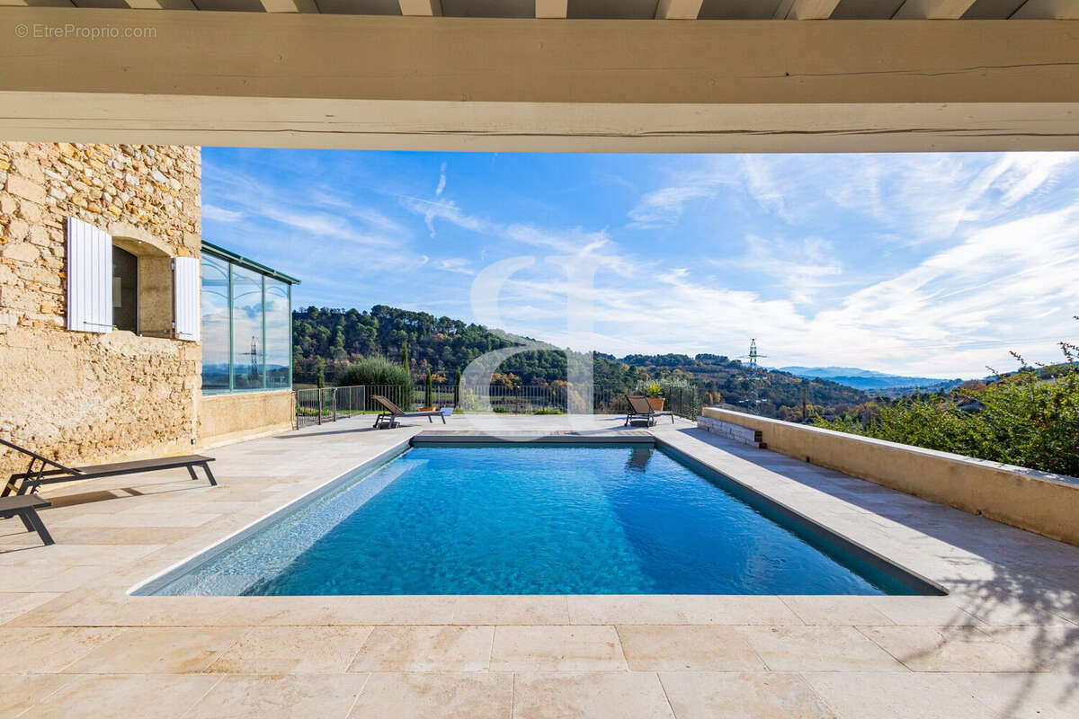 Maison à VAISON-LA-ROMAINE