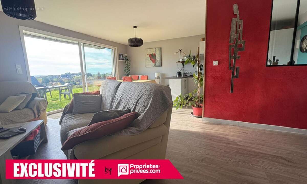 Maison à SAINT-HILAIRE-PEYROUX