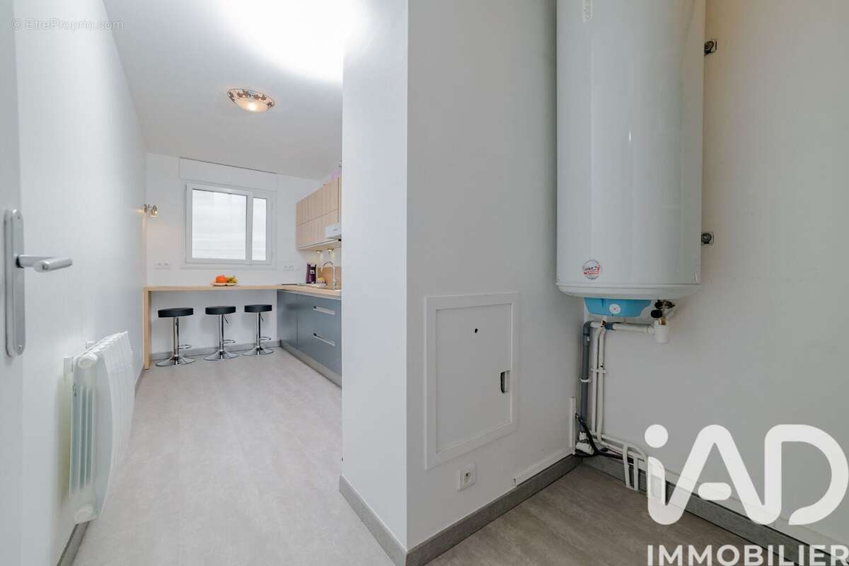 Photo 4 - Appartement à COURBEVOIE