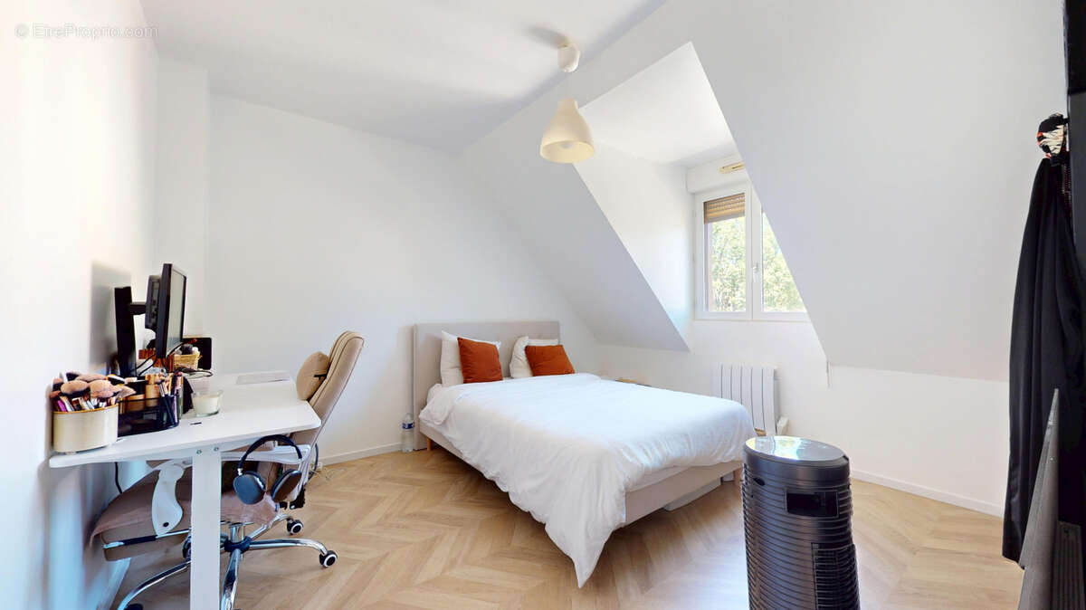 Maison individuelle familiale dans un quartier pavillonnaire, 4 chambres, confort de plain pied et sous-sol - photo 8
