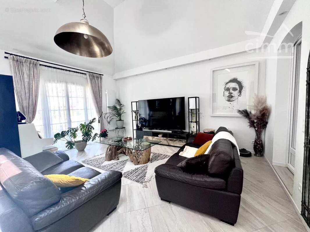 Maison à PONT-SAINTE-MAXENCE