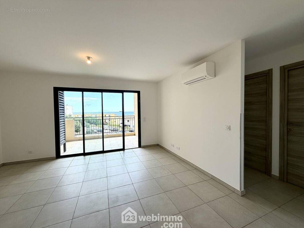 T3 de 62 m2 avec ascenseur - Appartement à BASTIA