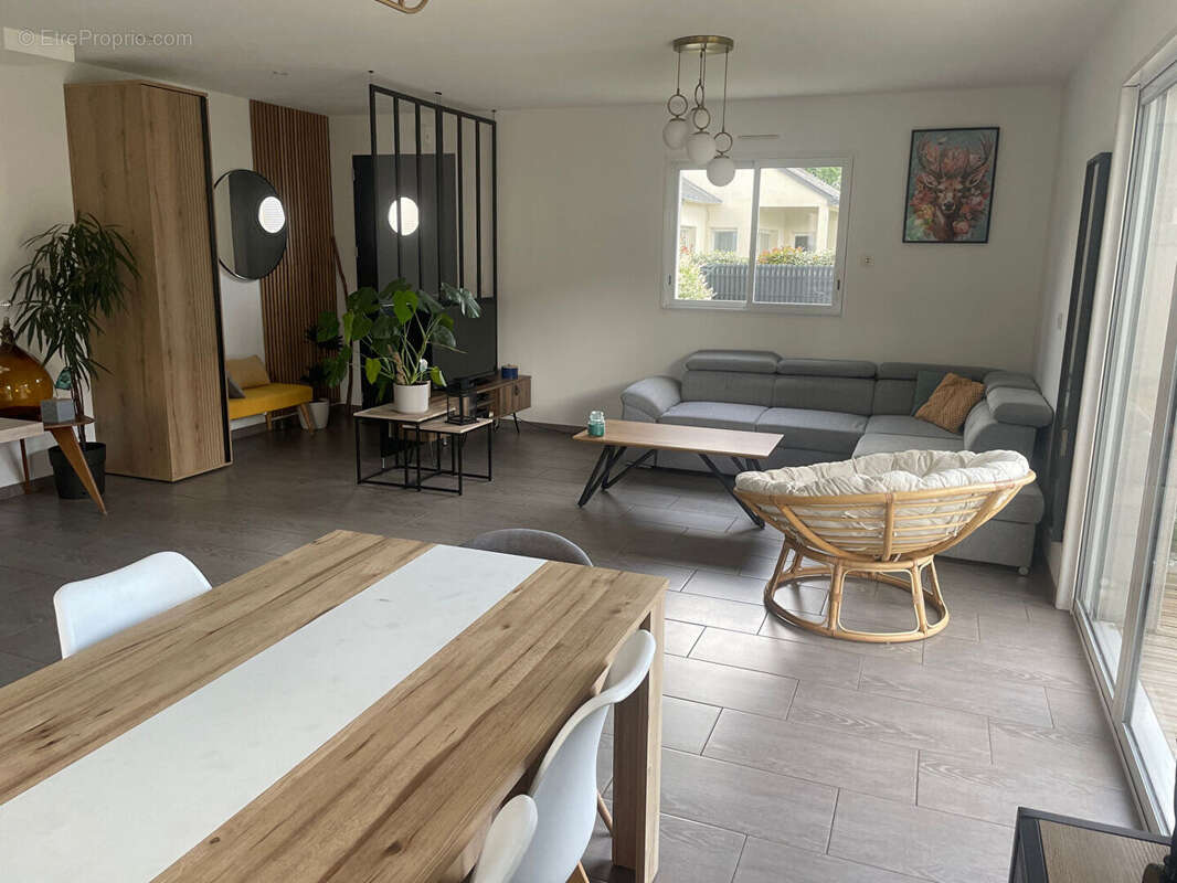 Maison à SAINT-MARS-DU-DESERT