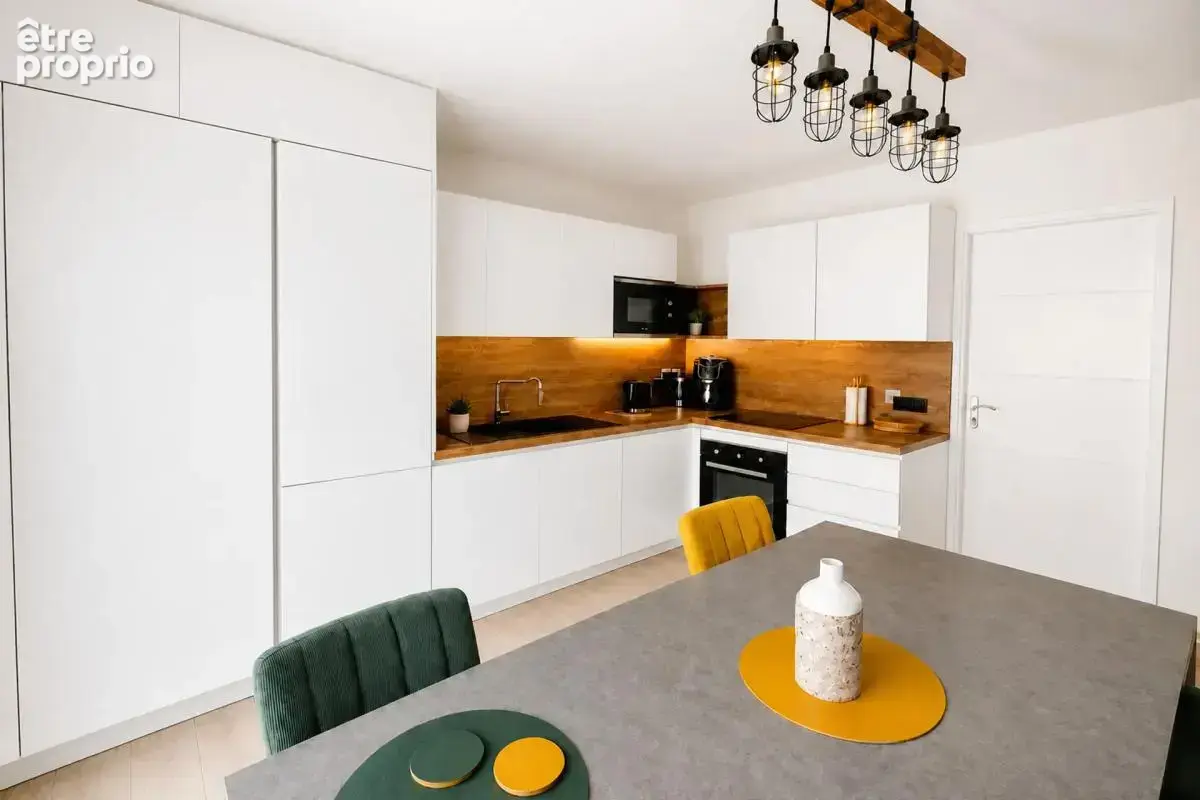 Maison de 4 pièces de 95 m² à Crémieu - photo 5