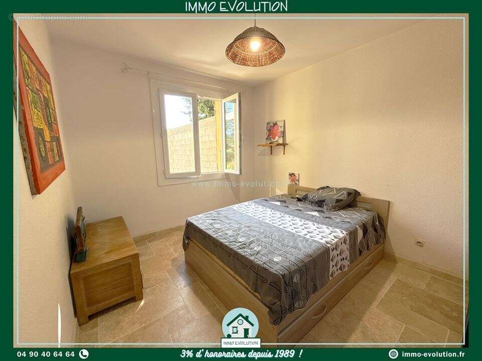 Maison 160 m² à Travaillan  - photo 7