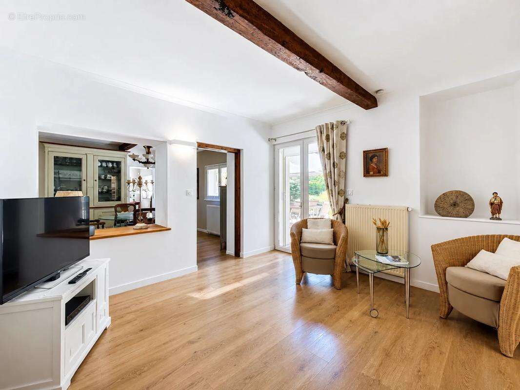 Maison de 8 pièces de 190 m² à La Bastide-de-Besplas - photo 5