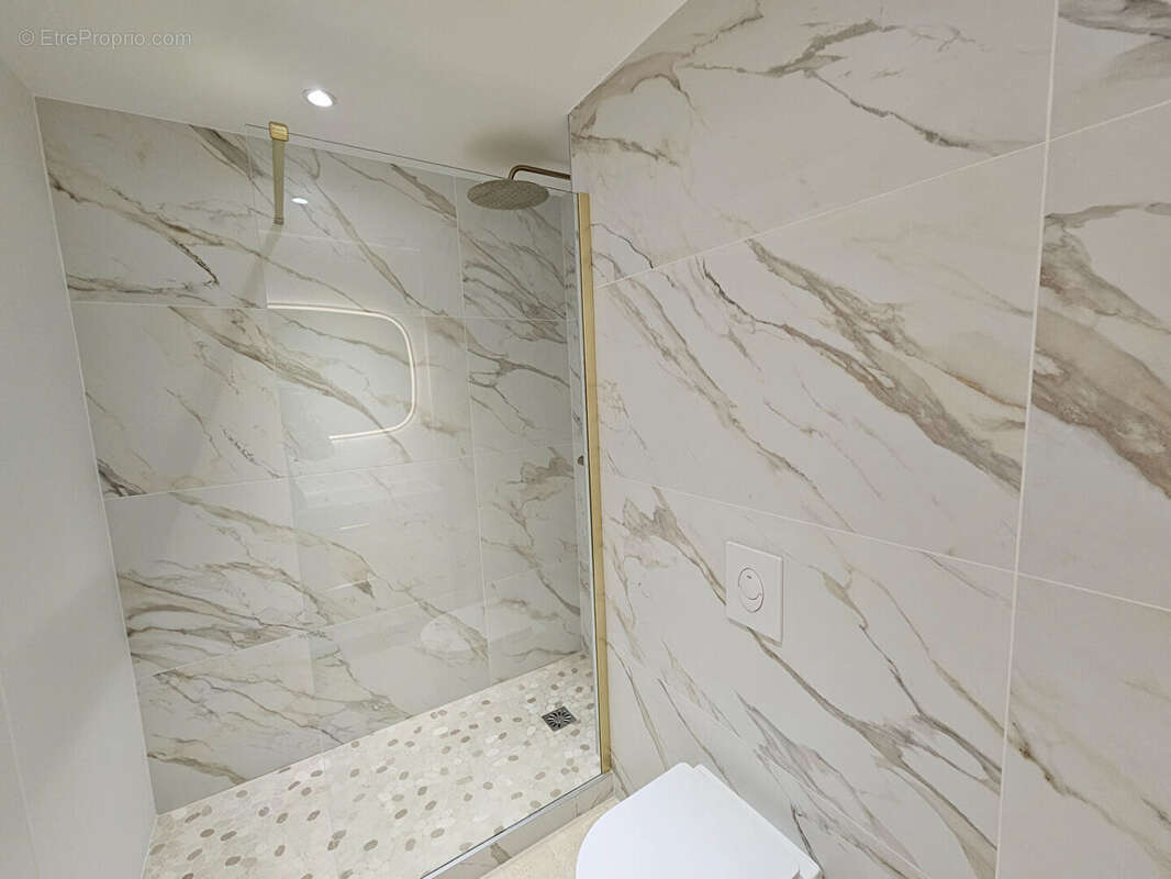 Appartement à MANDELIEU-LA-NAPOULE