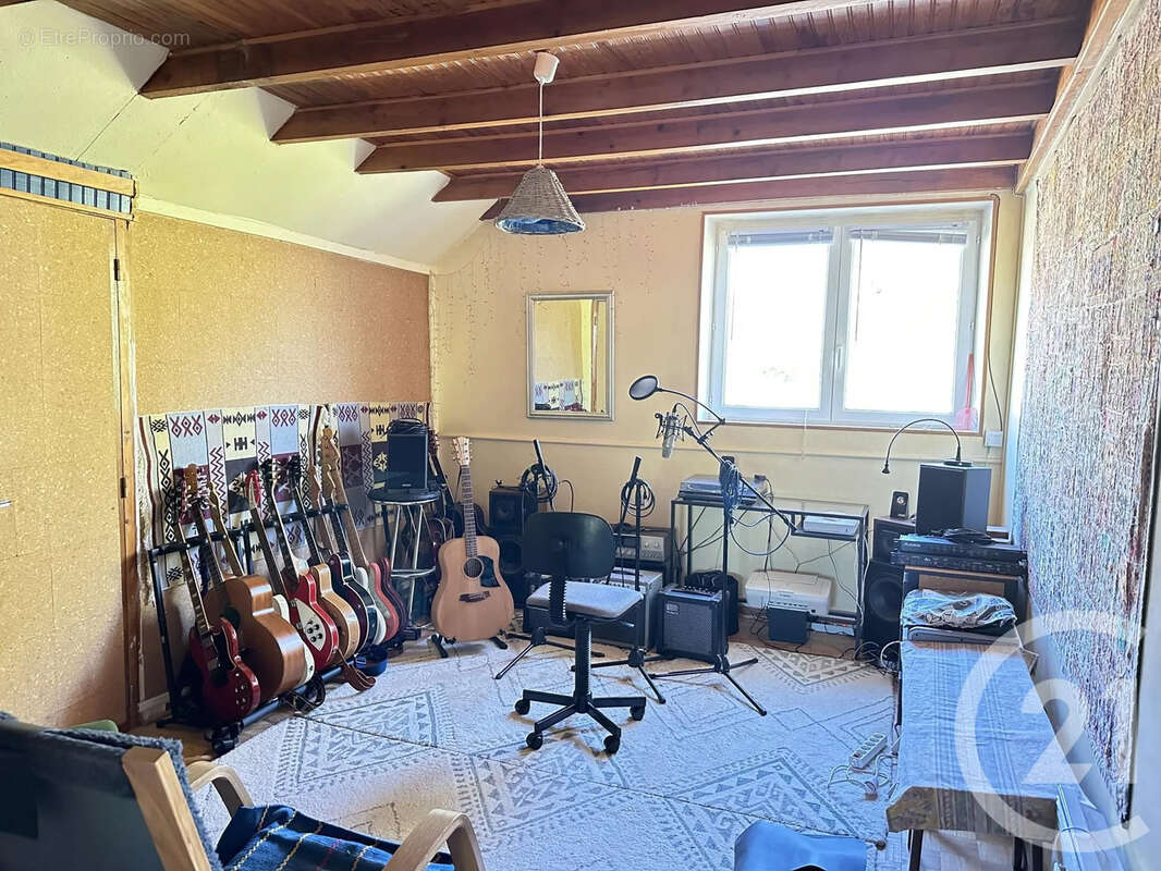 Maison 76 m² à Savigny-En-Sancerre  - photo 8