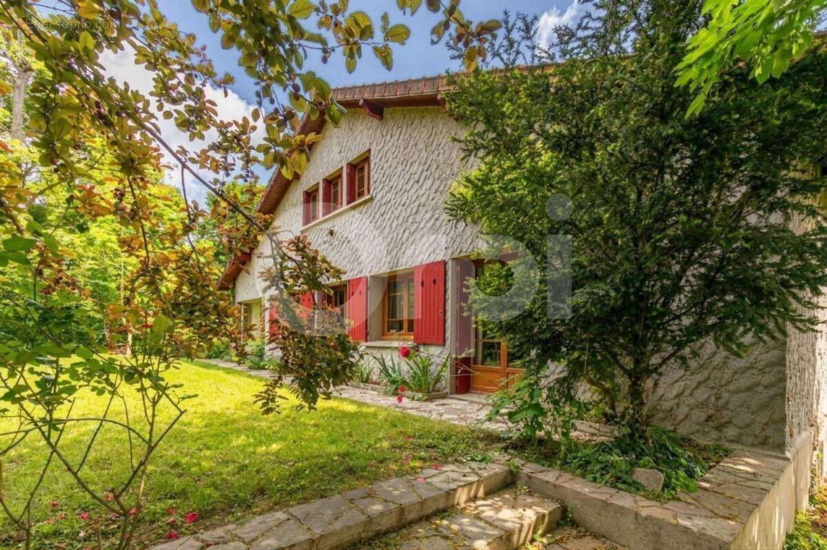 Maison à LIMEIL-BREVANNES