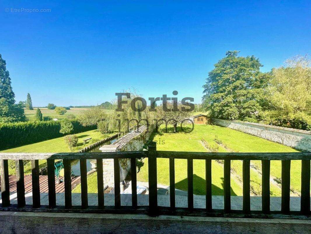 Maison à SAINT-GERMAIN-SUR-ECOLE