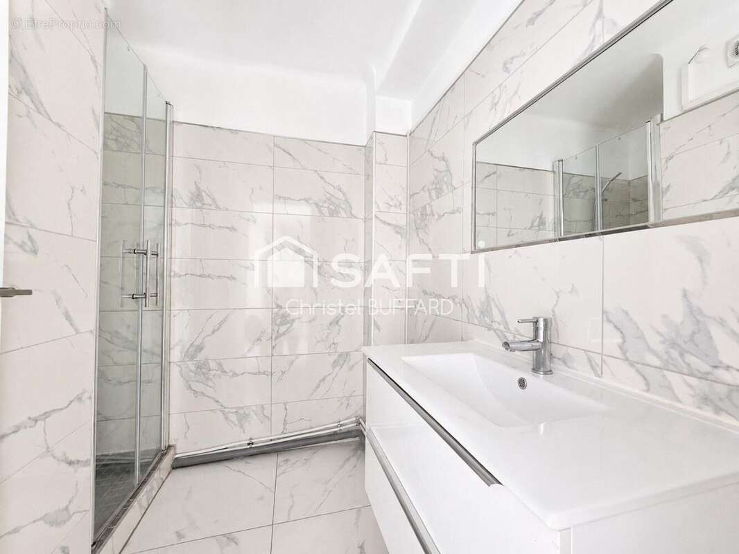 Photo 7 - Appartement à MARSEILLE-3E