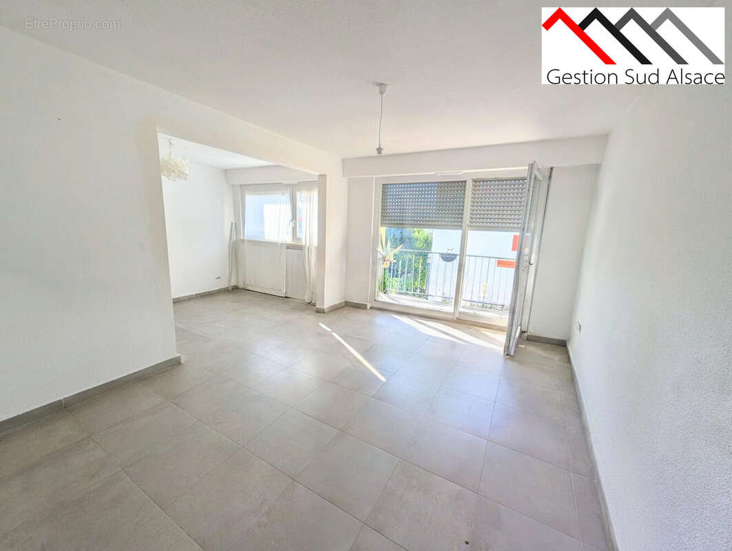Appartement 82 m² à Mulhouse  - photo 2