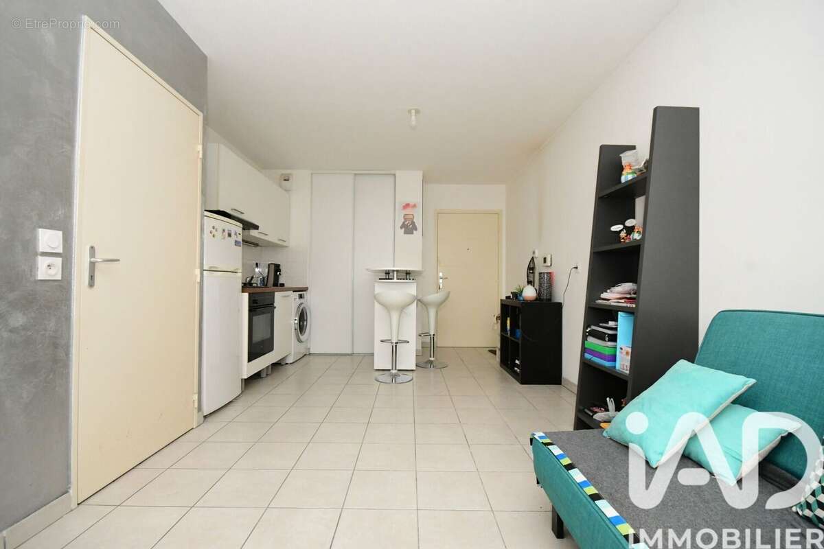 Photo 2 - Appartement à VENISSIEUX