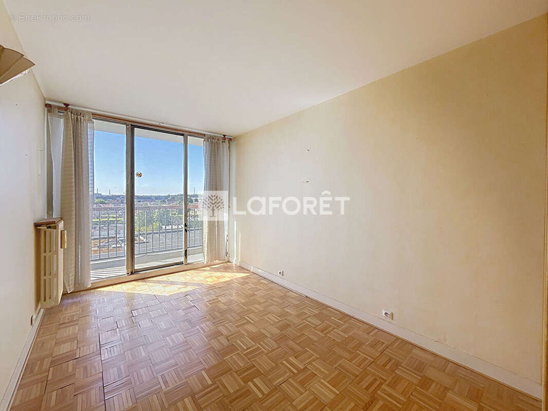 Appartement à VILLEJUIF