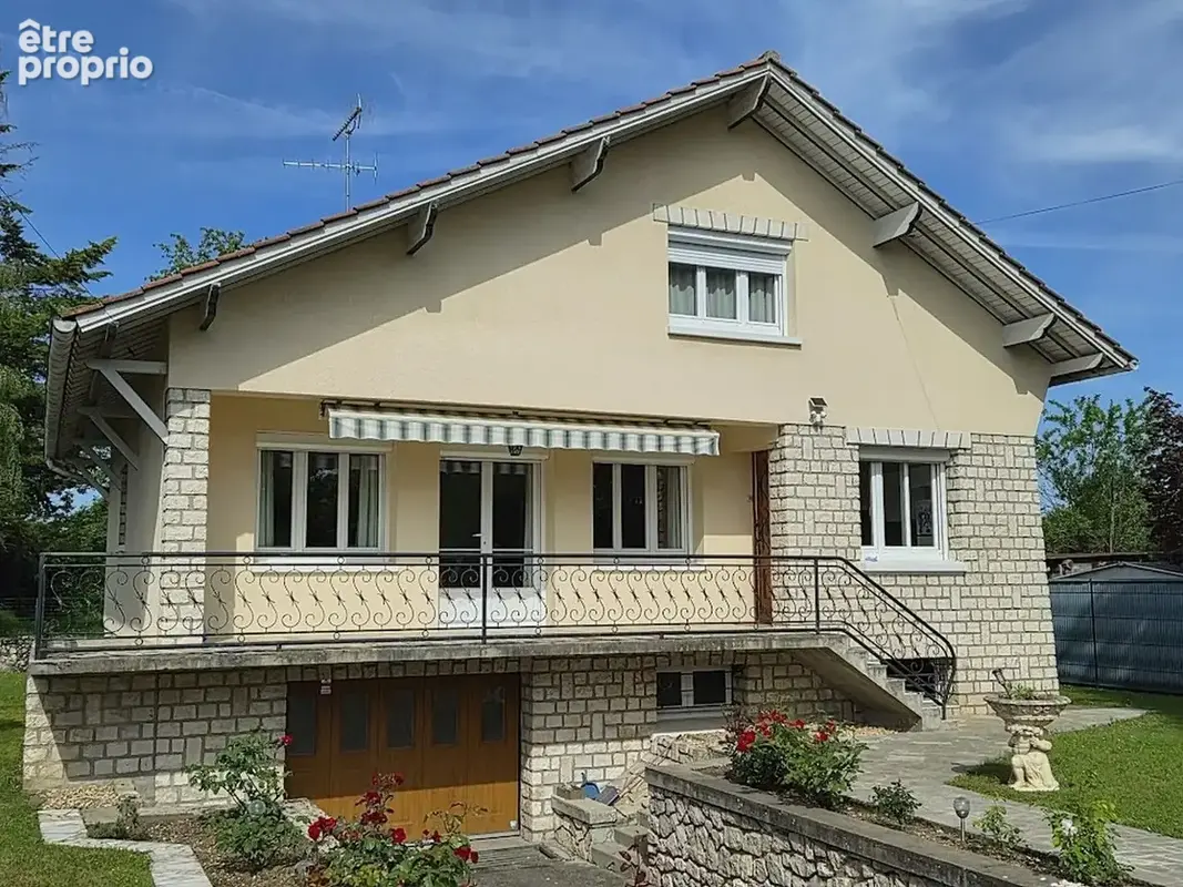 Maison à AMILLY