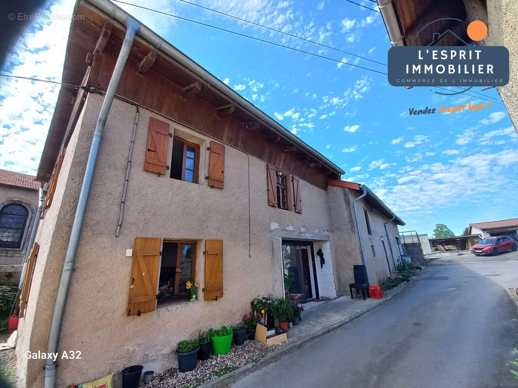 Maison à HOLACOURT