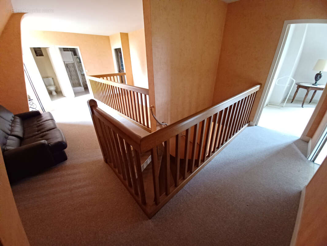 Maison à POUILLY-SUR-LOIRE