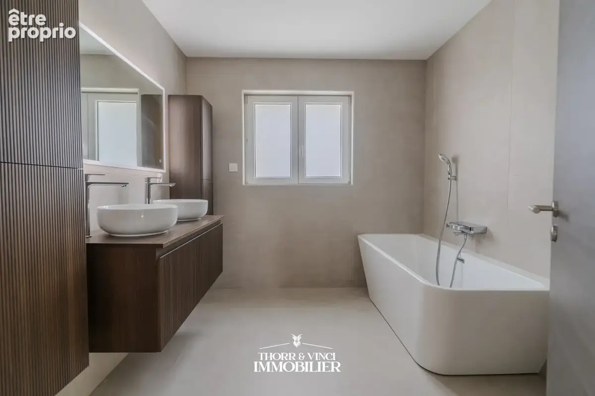 Maison 6 pièces - 132m2 - Sainte Croix en Plaine - photo 14