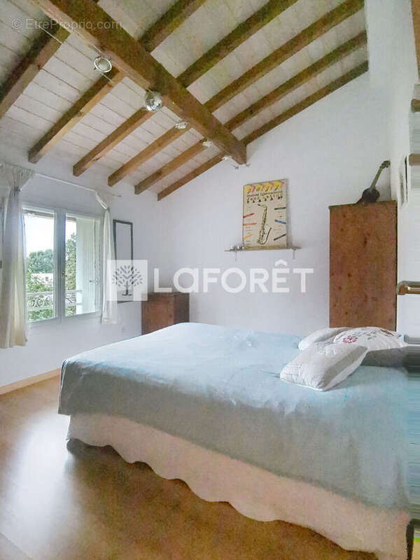 Maison à FLEURIEU-SUR-SAONE