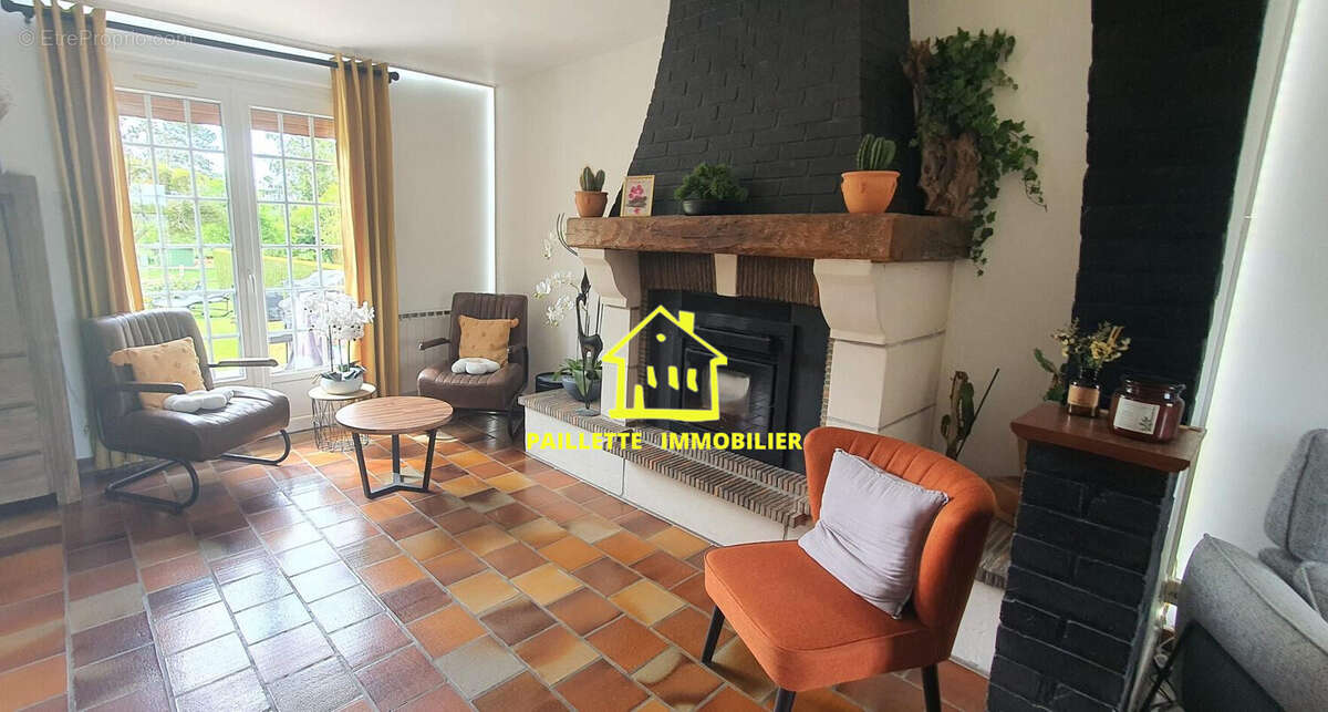 Maison à DOUDEVILLE