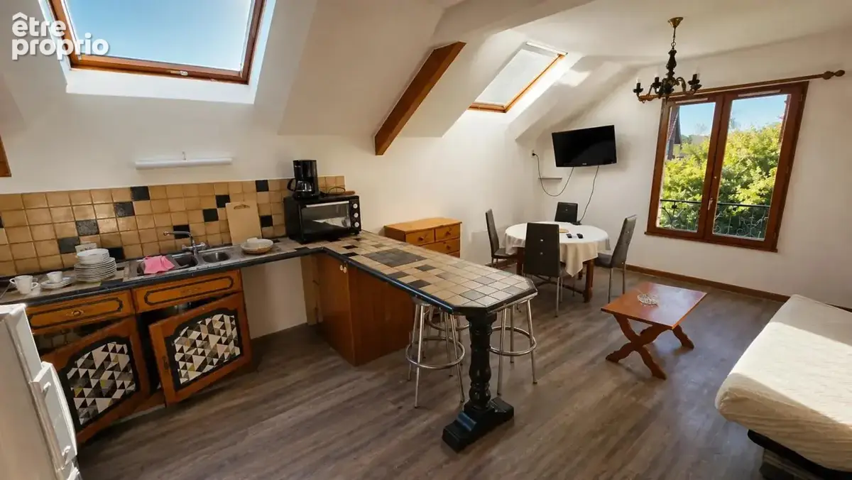 Maison de 8 pièces de 180 m² divisée en 4 appartements - photo 6
