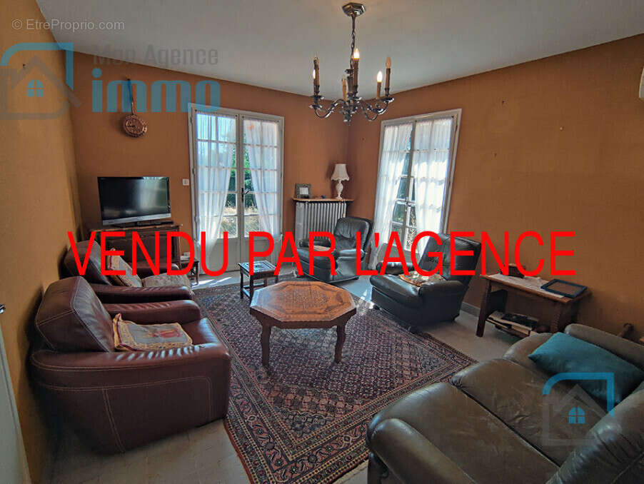 Maison à MEHUN-SUR-YEVRE