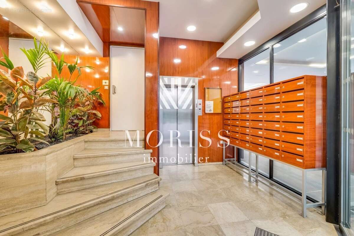 Appartement à PARIS-9E