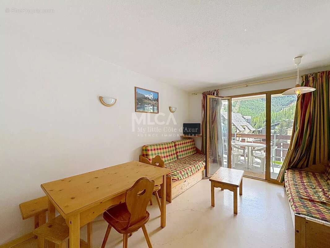 Appartement à SAINT-ETIENNE-DE-TINEE