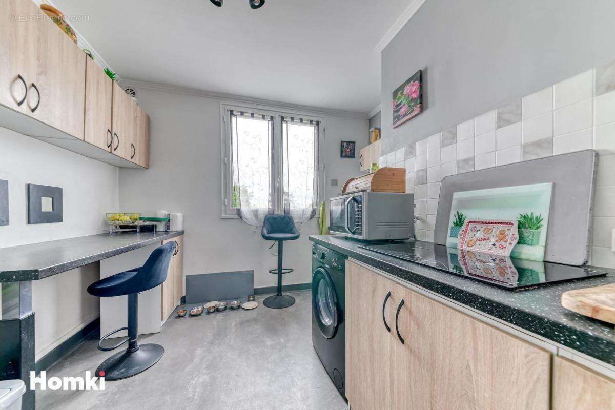 Appartement à BRON