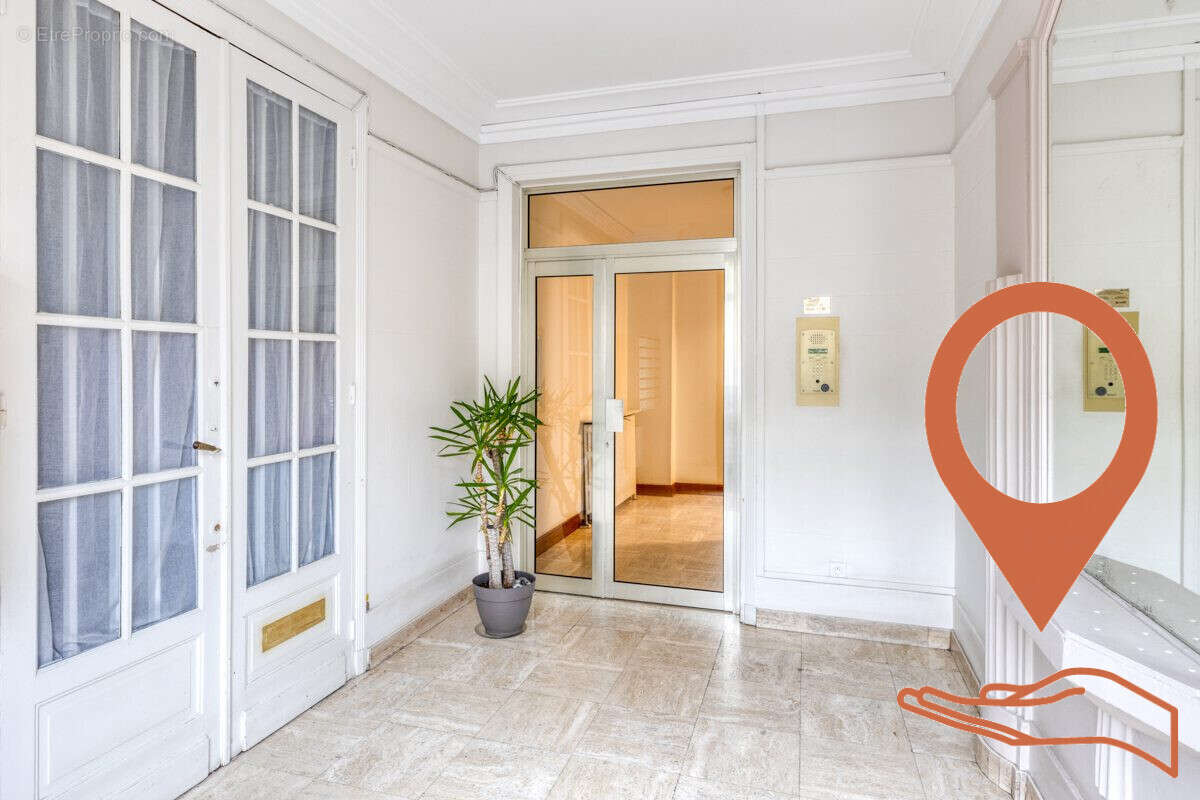 Appartement à PARIS-12E