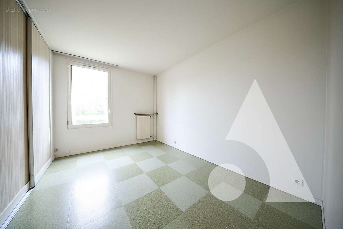 Appartement à CORBEIL-ESSONNES