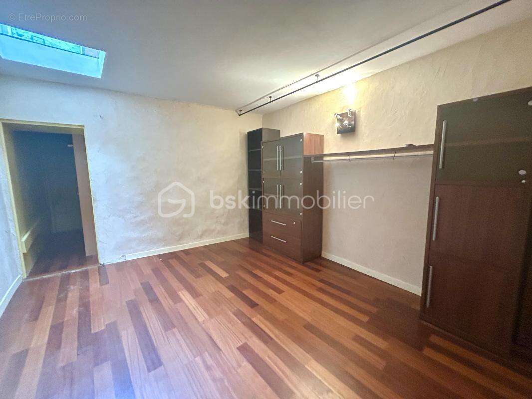 Maison à VIOLS-LE-FORT