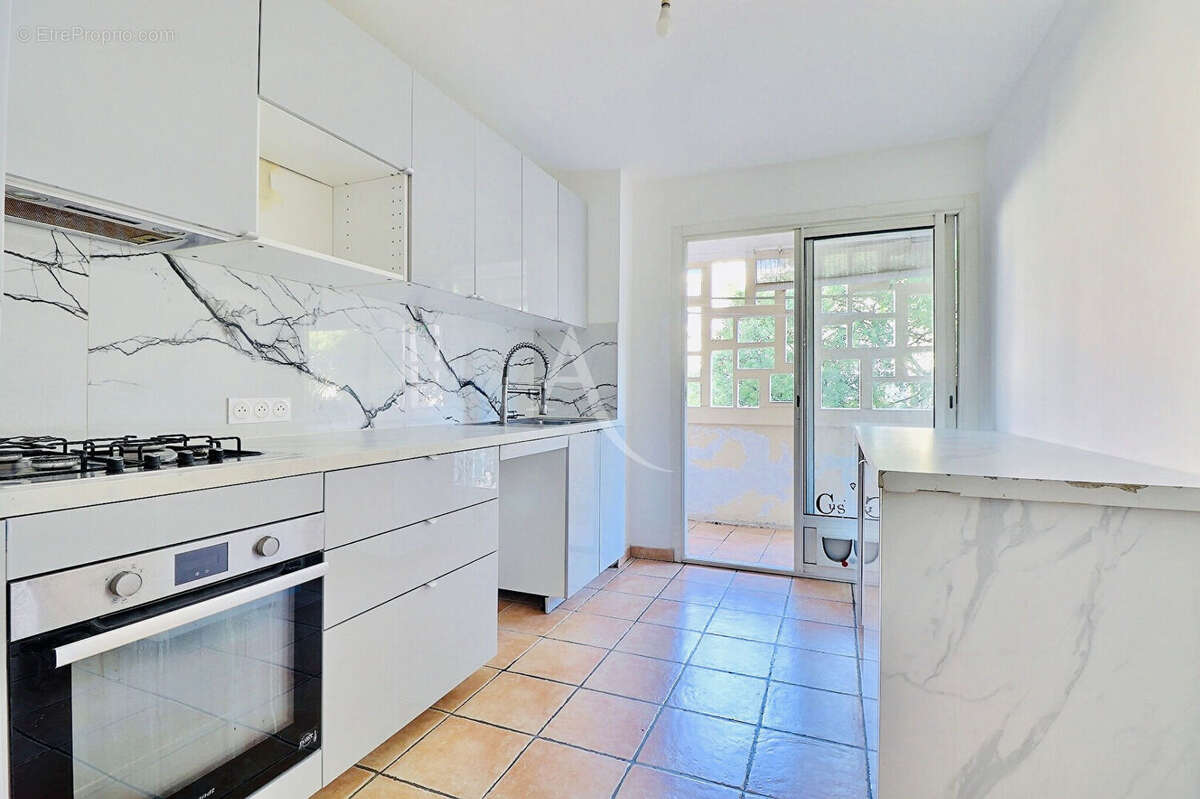 Appartement à MARSEILLE-10E