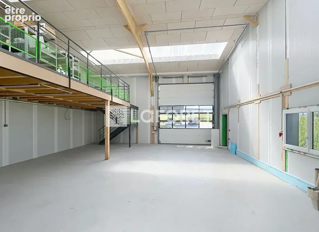 Local d'activité Guer 600 m2 - photo 2