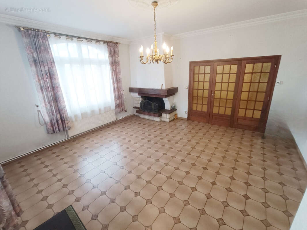 Maison à AVESNES-LES-BAPAUME