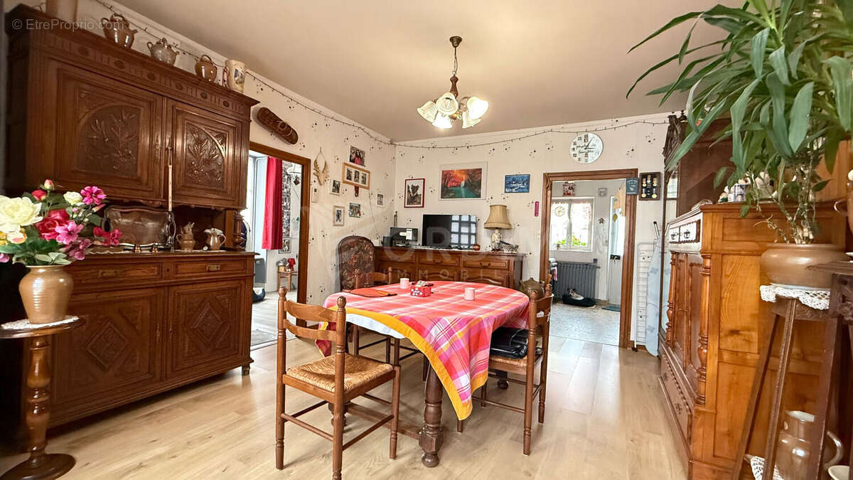 Maison à BONNY-SUR-LOIRE