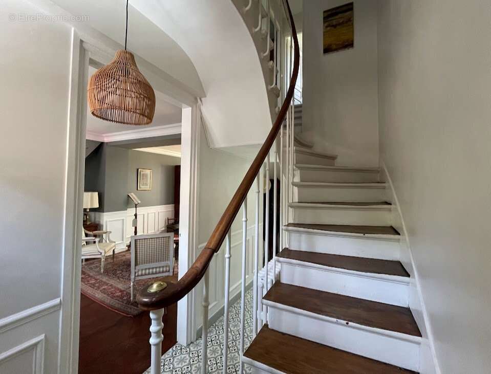 Maison 120 m² à Versailles  - photo 4