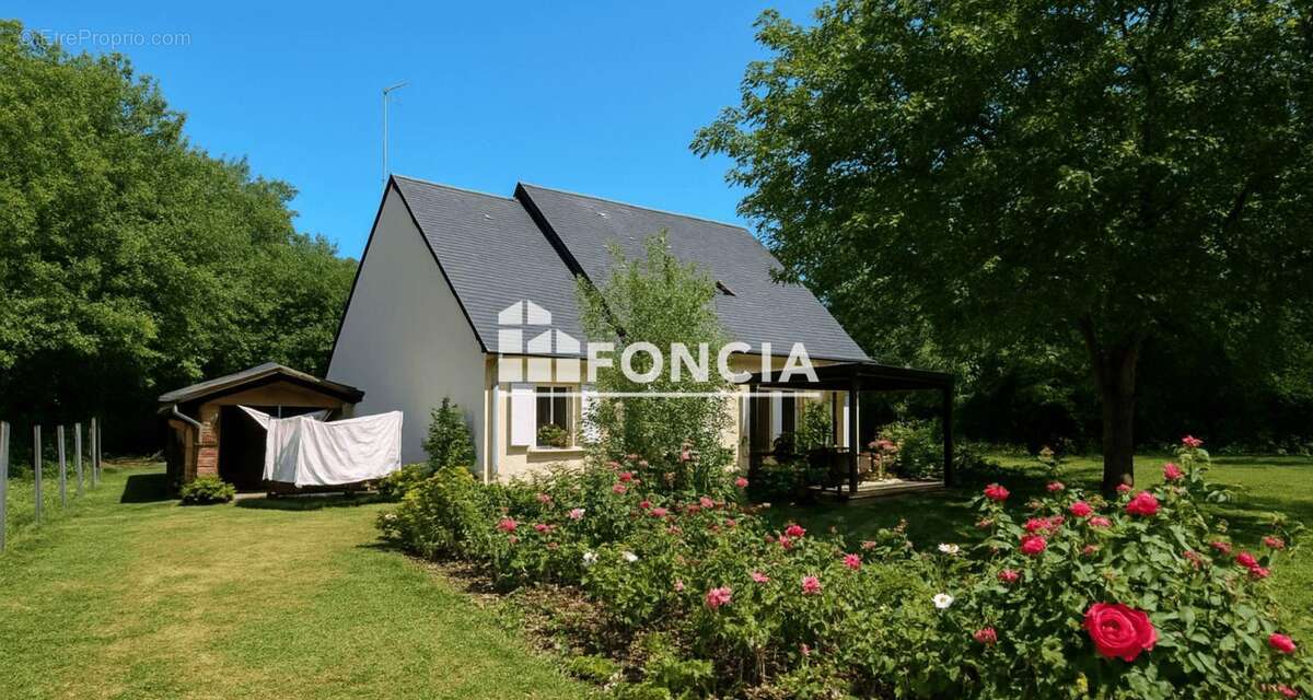 Maison à NAZELLES-NEGRON